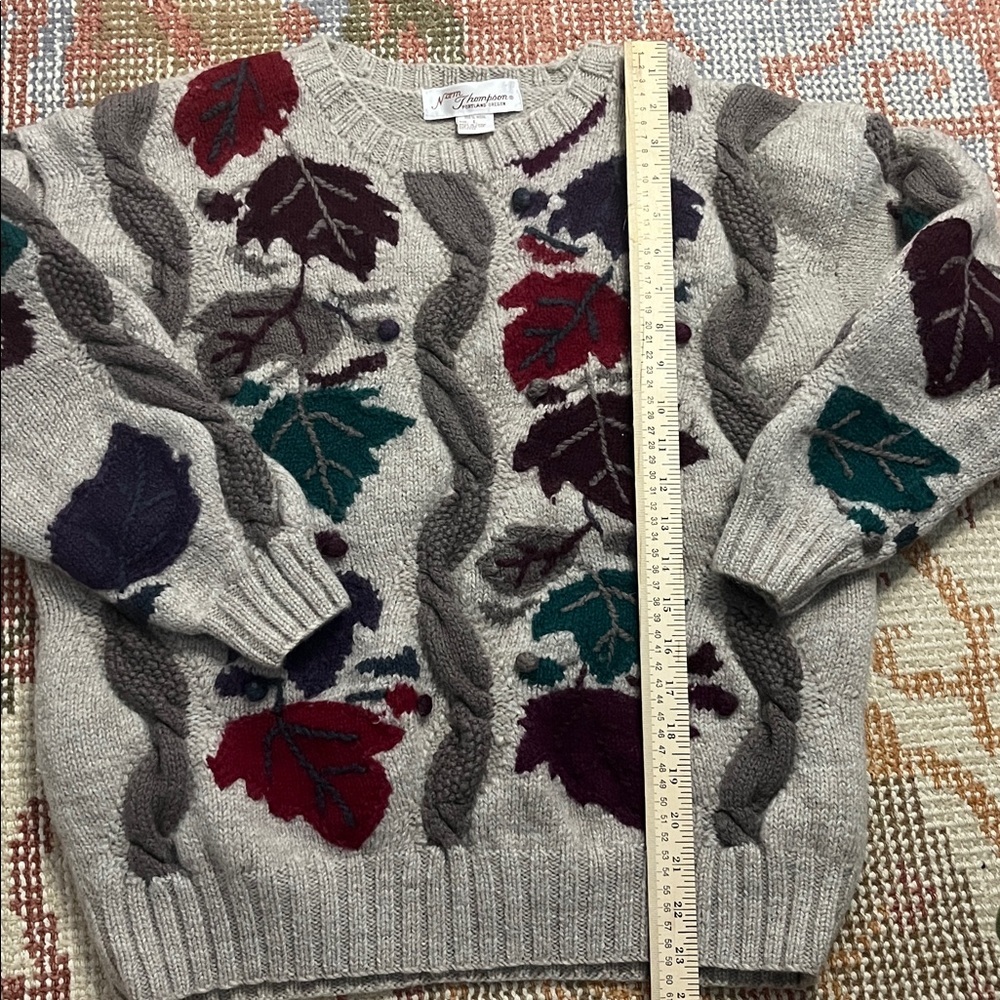 Vintage Norm Thompson Wool Leaf Design Grey Sweater Size L - Picture 2 of 7